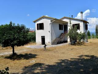 Villa in in vendita da privato a foligno via larga, 18