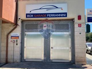 Garage in affitto a bari via balacco, 18