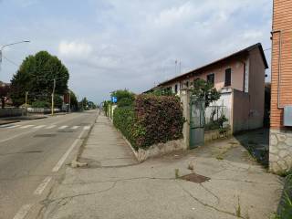 Magazzino in affitto a orbassano strada piossasco, 22