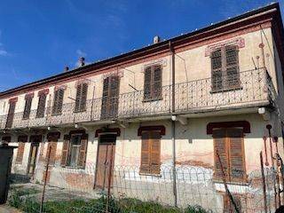 Casa indipendente in in vendita da privato a grana via roma, 93