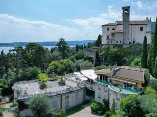 Appartamento in in affitto da privato a gardone riviera via al vittoriale, 23