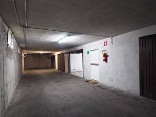 Garage in affitto a macerata via luigi pirandello