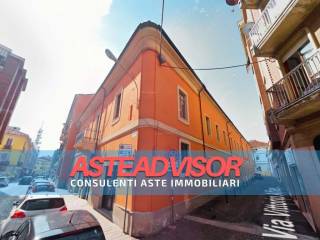 Negozio all'asta ad alessandria via emilio faà di bruno, 39