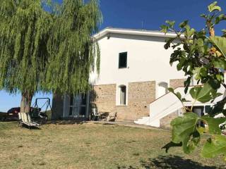 Villa in in vendita da privato a cellino attanasio contrada san clemente, 8