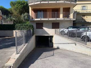 Garage in vendita a pescara via nazionale adriatica nord