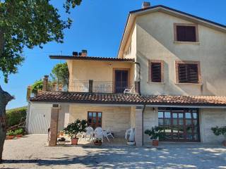 Villa bifamiliare in in vendita da privato ad ancarano contrada madonna della carità, 21