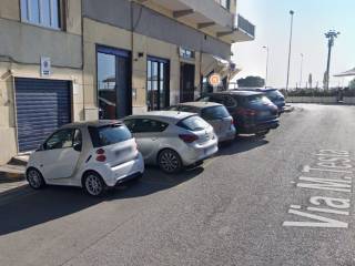 Garage in affitto a salerno via michelangelo testa, 21