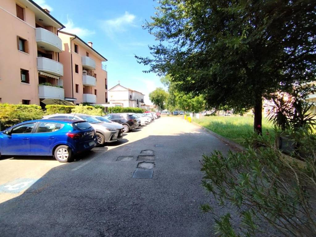 immagine annuncio 11 di 12