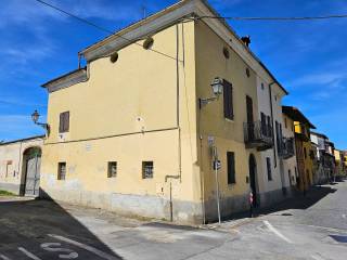 Casa indipendente in vendita a bene vagienna via 20 settembre, 3