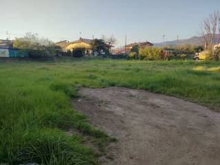 Terreno residenziale in vendita a luni 