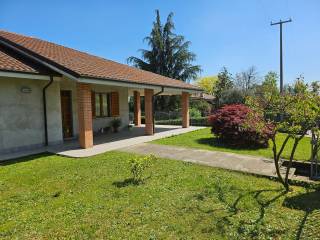 Villa in vendita ad asti 