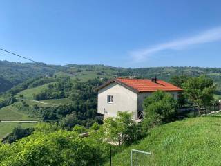 Villa bifamiliare in in vendita da privato a canelli regione castagnole, 66