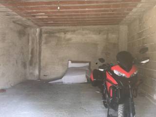 Garage in affitto a palermo via bronte, 26