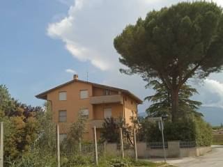 Villa in in vendita da privato a cannara via enrico berlinguer, 3