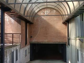 Garage in affitto a varese via san michele, 6