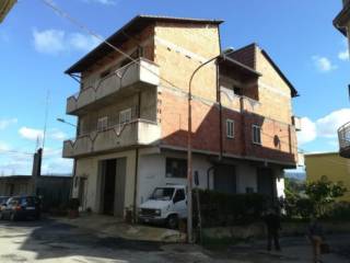 Garage in vendita a melicucco via antonio de curtis