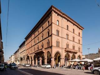 Negozio in affitto a bologna via dell'indipendenza