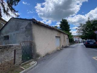 Garage in vendita a vinchiaturo via vincenzo cuoco