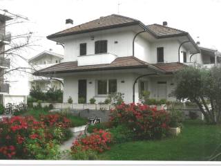 Villa in in vendita da privato a forlì via paolo valbonesi, 21