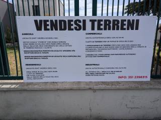 Terreno residenziale in vendita a campagna autostrada del mediterraneo, 1