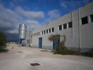 Capannone industriale in vendita a manfredonia ss544, 36