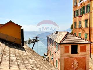 Attico in vendita a camogli via al porto, 47