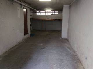 Garage in vendita ad asti via torquato tasso, 8