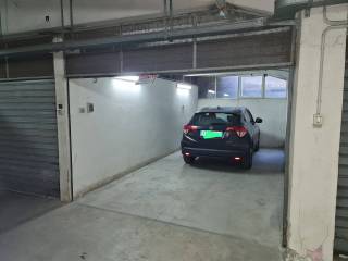 Garage in affitto a reggio di calabria via nino bixio, 25