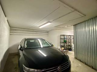 Garage in vendita a bolzano 