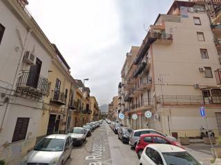 Appartamento in affitto a palermo via ruggero loria