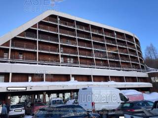 Garage in vendita a valtournenche strada piolet 38 - località cielo alto, breuil cervinia - valtournenche (ao)