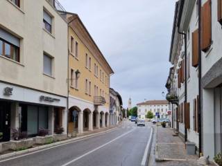 Negozio all'asta a cordovado via battaglione gemona