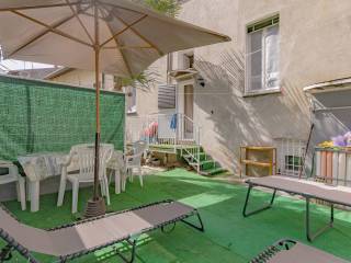 Casa indipendente in vendita a lecco via michelangelo