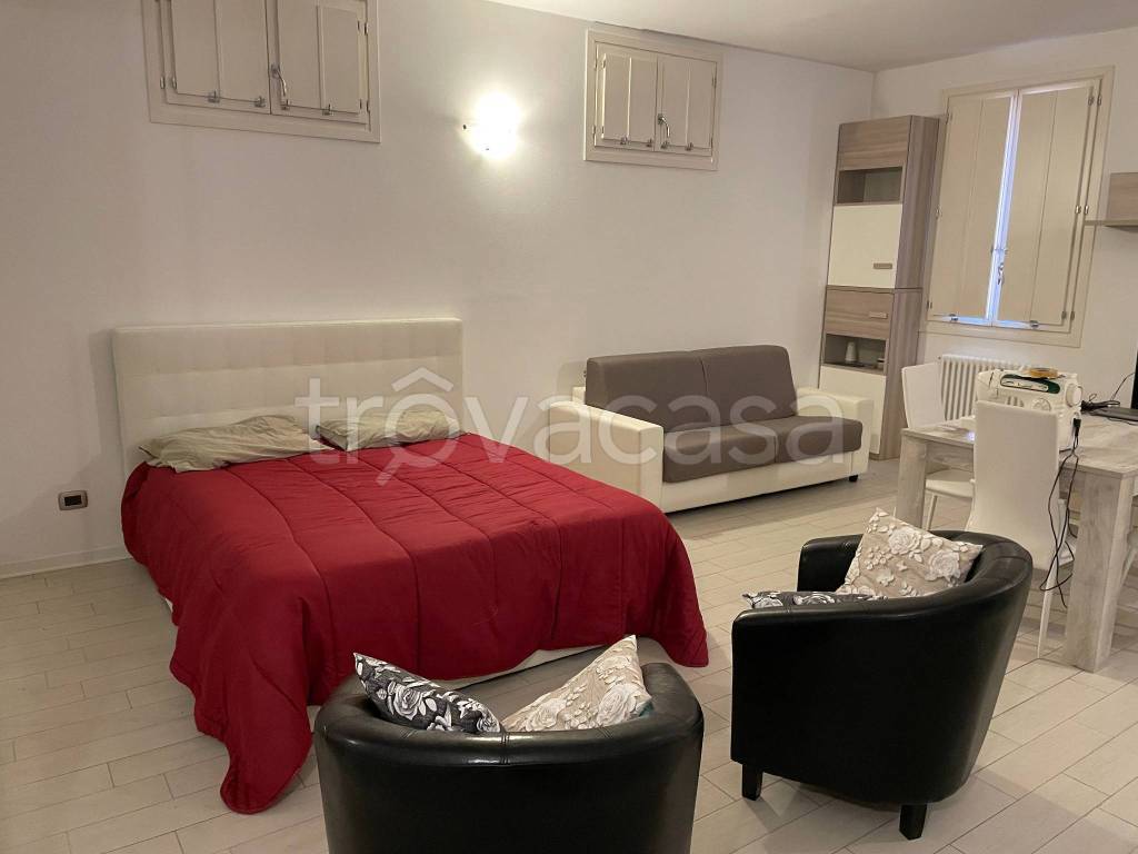 immagine annuncio 1 di 6