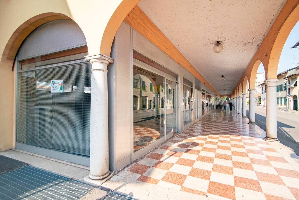 immagine annuncio 12 di 13