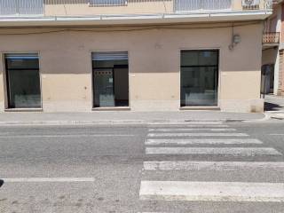 Bar in in affitto da privato a locri viale 1 maggio