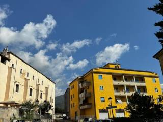 Appartamento in affitto a giffoni valle piana via san francesco