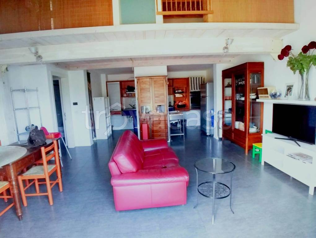 immagine annuncio 1 di 14