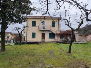 Villa bifamiliare in in vendita da privato a tavullia strada provinciale feltresca, 77