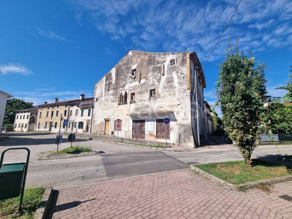 immagine annuncio 1 di 8