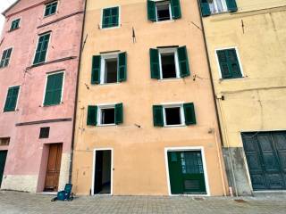 Casa indipendente in affitto a imperia via vecchie carceri