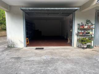 Garage in vendita a gaeta via vittorio bachelet