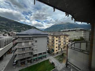 Appartamento in in affitto da privato ad aosta via bonifacio festaz, 73