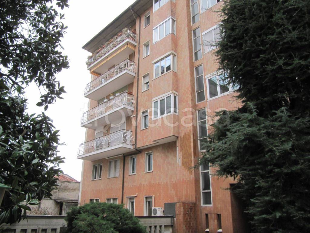 Appartamento in in vendita da privato a Udine via Caterina Percoto, 5, giardino, box, da privato #finsubito richiedi mutuo fino 100%