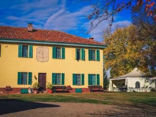 Azienda agricola in vendita ad asti località mombarone, 115