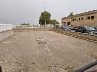 Posto auto in affitto a ostuni vico tenente vito zaccaria