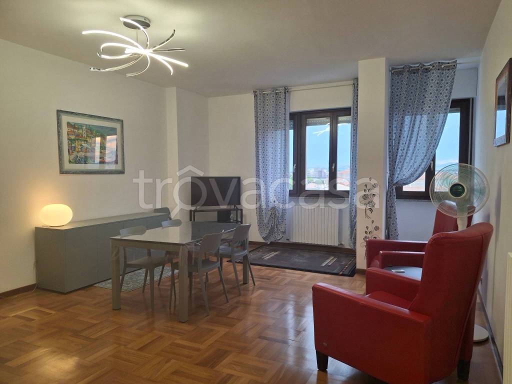 immagine annuncio 1 di 14