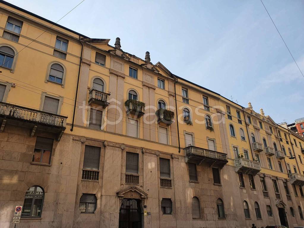 immagine annuncio 11 di 12