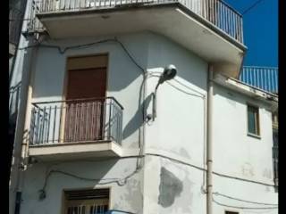 Casa indipendente in in vendita da privato a castiglione di sicilia via mondello, 27