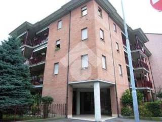 Garage in vendita a grugliasco viale giustetti, 44